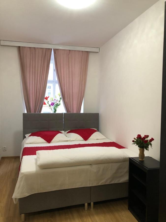Lena Apartment Praga Exterior foto